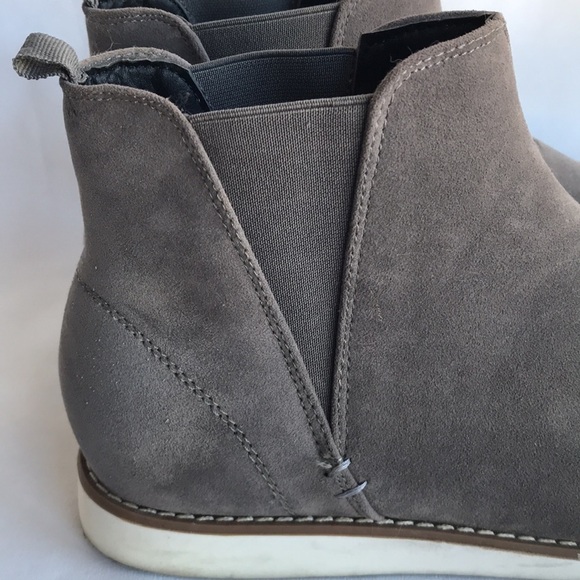 Reserved Footwear men’s gray chukka dress ankle boots, size 10 main image 8